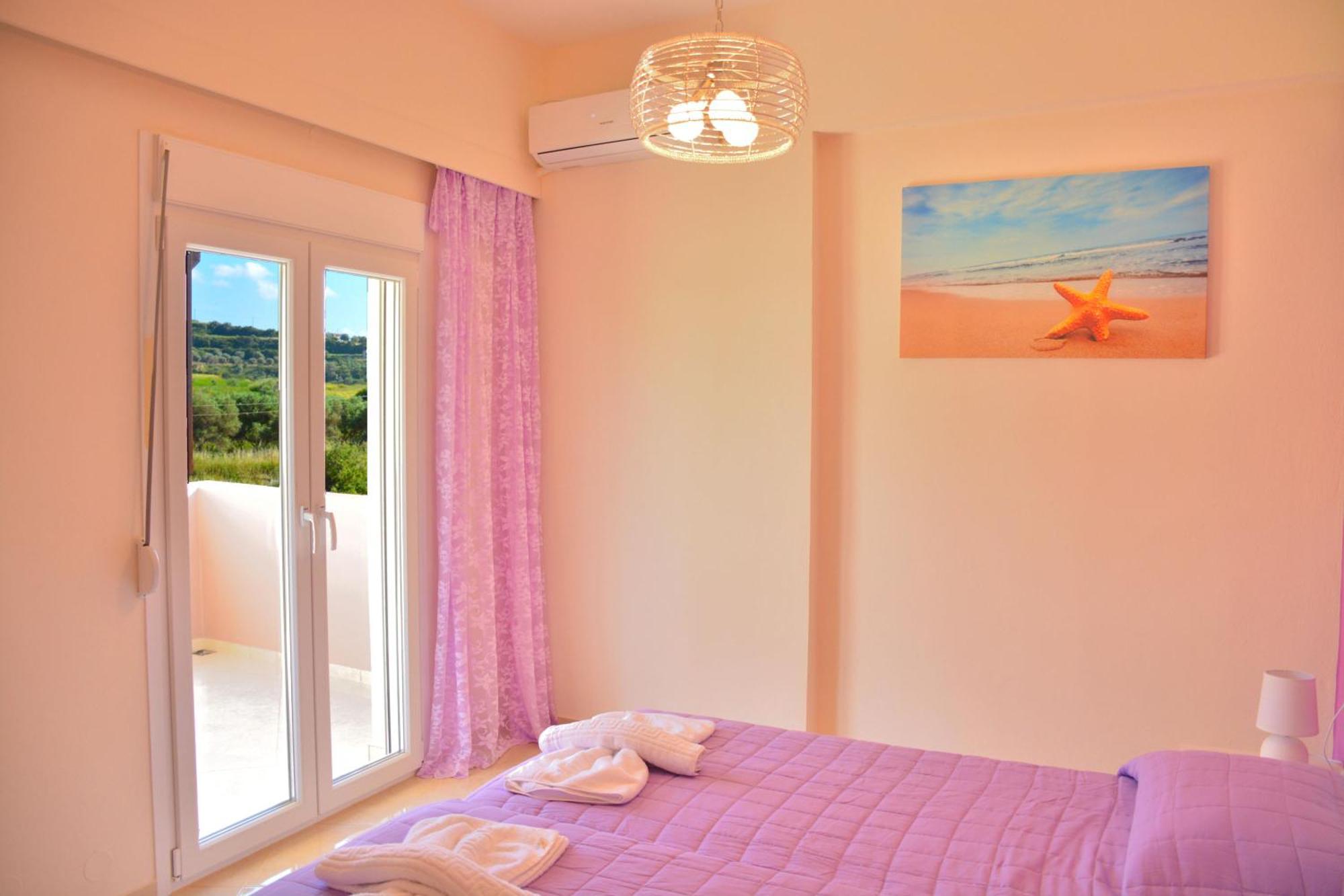 Luxury Suites In Stavromenos Luaran gambar