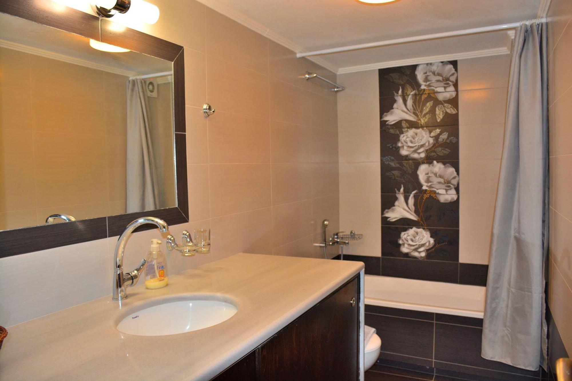 Luxury Suites In Stavromenos Luaran gambar