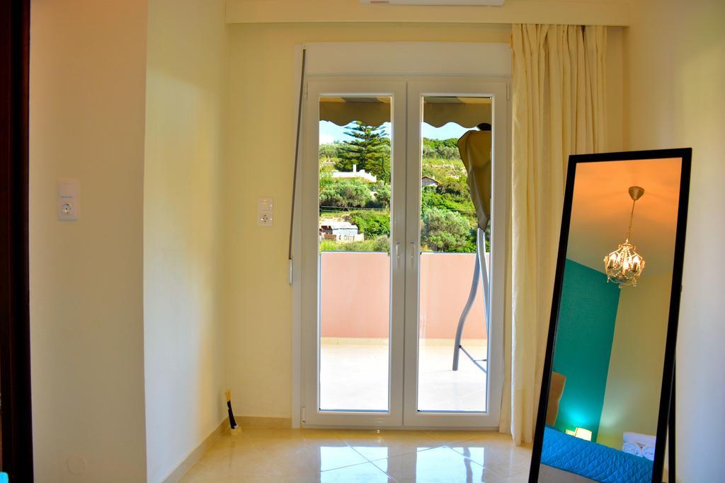 Luxury Suites In Stavromenos Luaran gambar