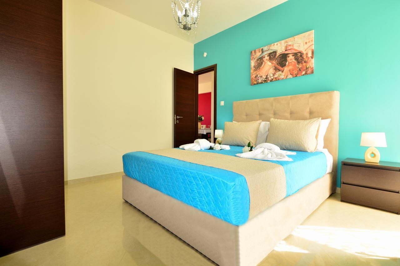 Luxury Suites In Stavromenos Luaran gambar