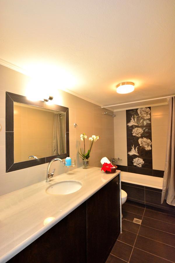 Luxury Suites In Stavromenos Luaran gambar