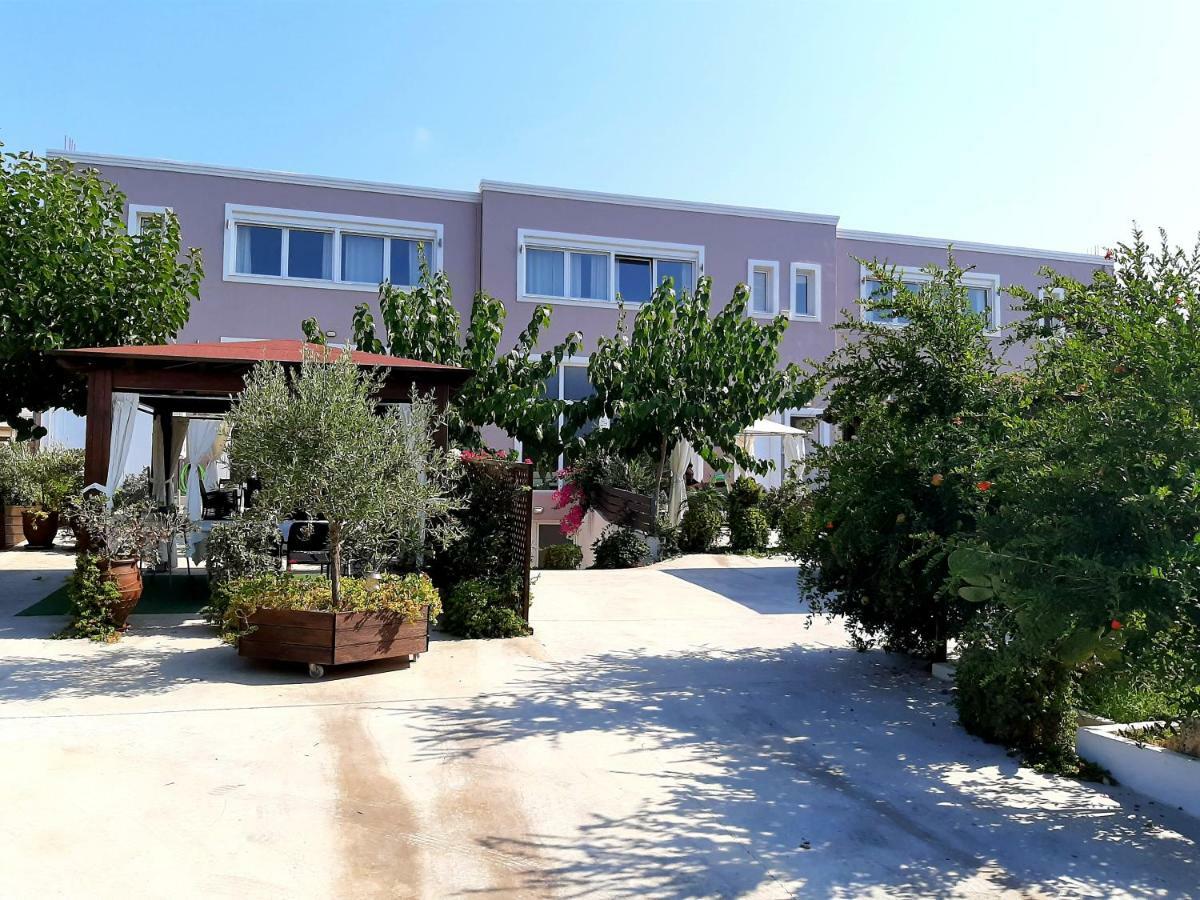 Luxury Suites In Stavromenos Luaran gambar