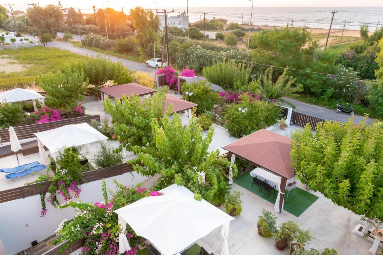 Luxury Suites In Stavromenos Luaran gambar